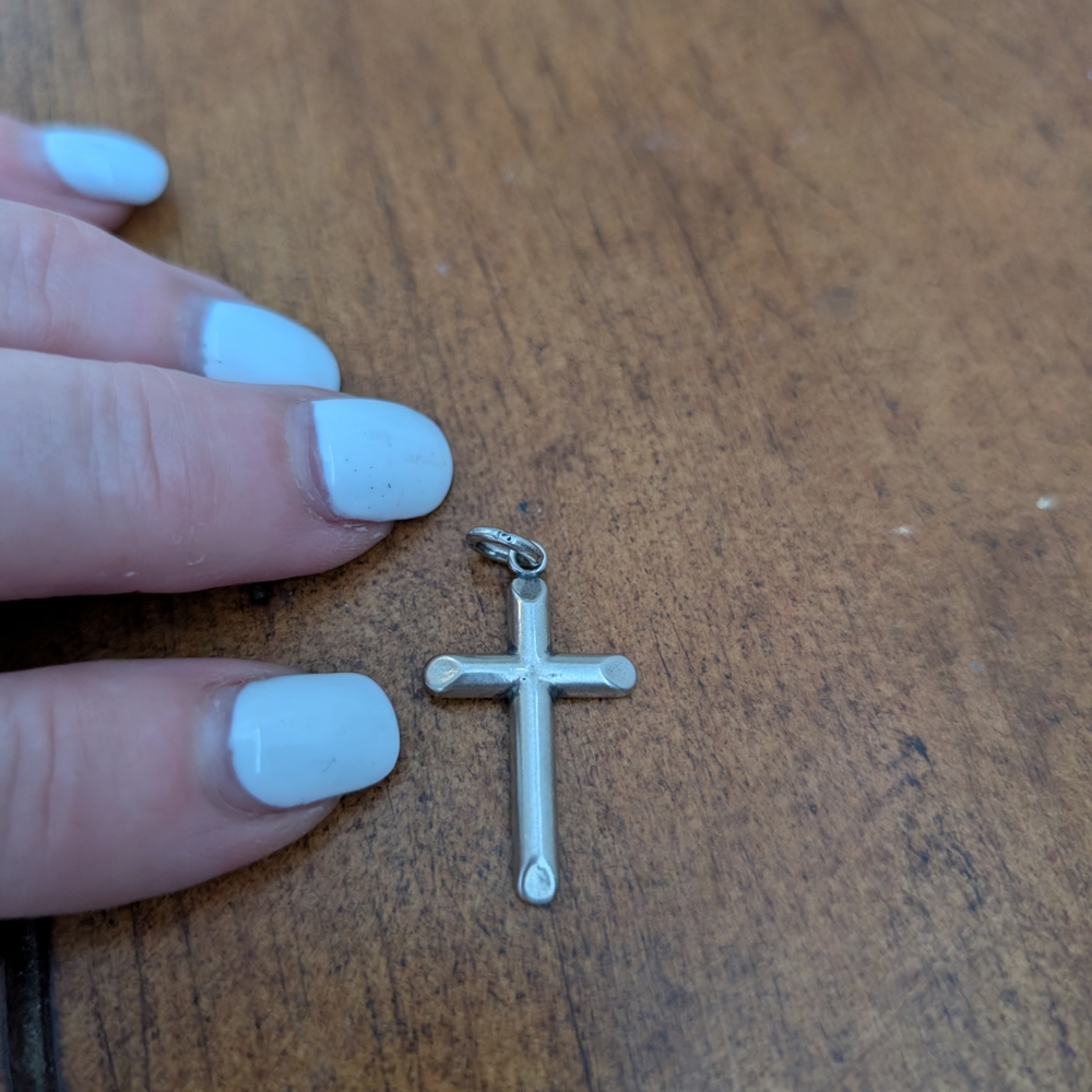 Silver Cross Pendant Necklace - Picture 3 of 3